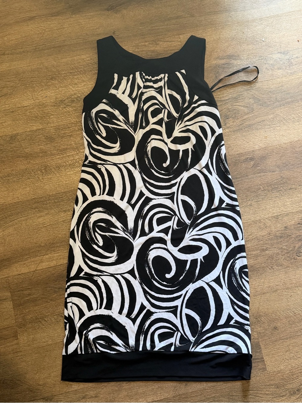 An studio dress